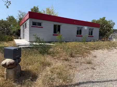 location local commercial aubenas 07200