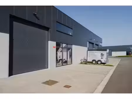 commercieel te koop in moen