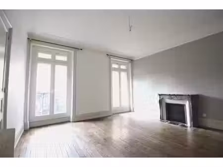 appartement haussmannien au cœur de nevers