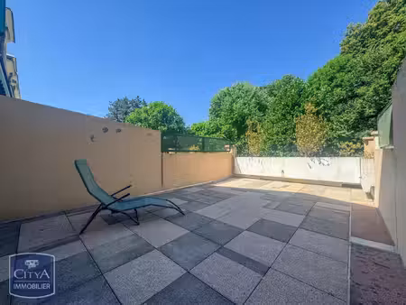 location appartement 3 pièces 75m² charnay les macon 71850