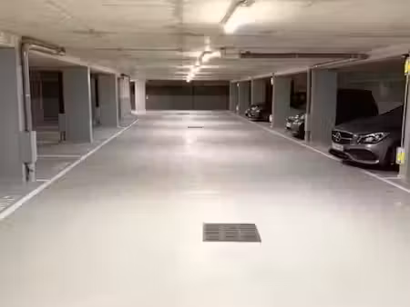 location parking 12 m² à la varenne saint hilaire (94210)  115 €