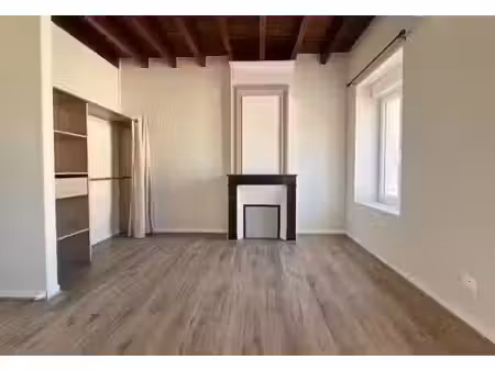 location maison 4 pièces à mongauzy (33190)  700 €