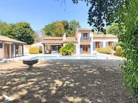 vente maison 6 pièces 162 m² montguyon (17270)
