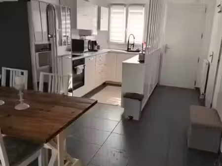 location maison 4 pièces à tresses (33370)  1 300 €