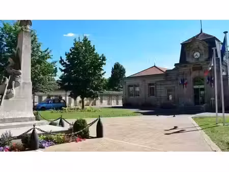 location maison 5 pièces à ambares-et-lagrave (33440)  1 145 €
