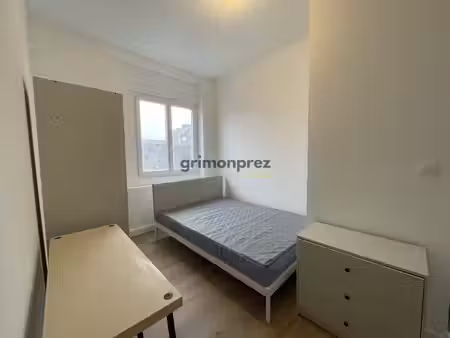 chambre en colocation dans une maison entièrement rénovée de