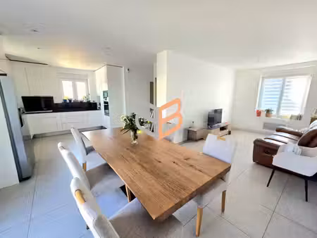maison entierement rénovée   4 chambres à mercy le bas