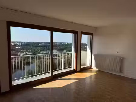 location appartement 3 pièces 85 m² à tours (37000)