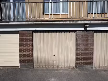 garage te koop in harelbeke