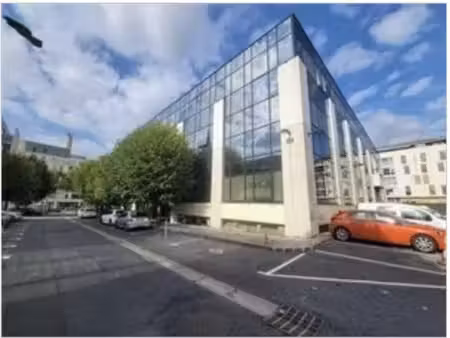 location bureaux 236m² à 3339m²