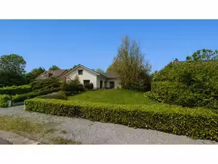 villa à vendre avec jardin et 6 chambres   gerpinnes (vbe55675)