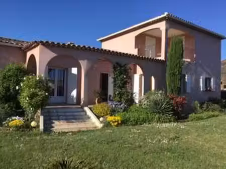 location maison à montfaucon (30150) : à louer / 133m² montfaucon