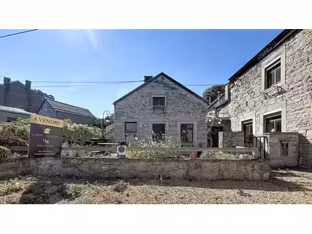 maison au cœur du village de hamoir
