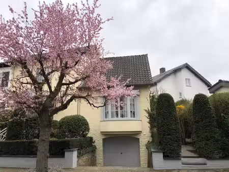 belle villa 3 façades à woluwe-saint-pierre
