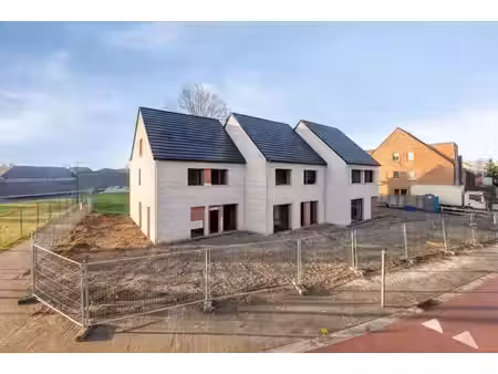 ruime nieuwbouwwoning casco te koop op 222 m² in centrum ...