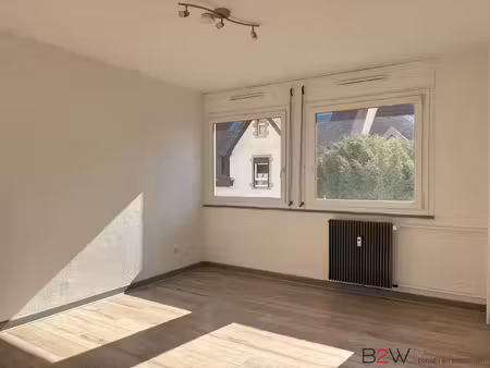 strasbourg neudorf - f1 lumineux 21 29 m2 avec parking