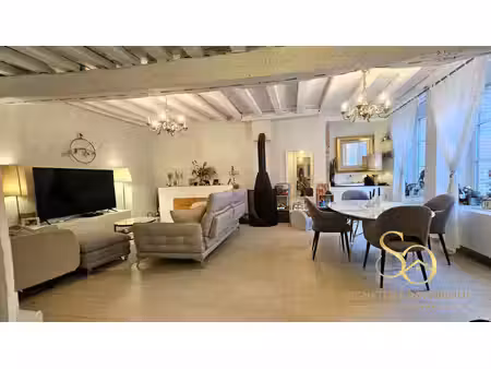 maison à usage d'habitation et annexes à 5 min d'epernay (dizy 51530)