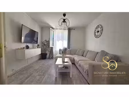 exclusivité : maison 3 chambres  terrasse  jardin et garage à épernay