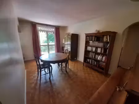 appartement de 5 pièces - 100 m²
