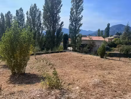 terrain constructible viabilisé à vendre