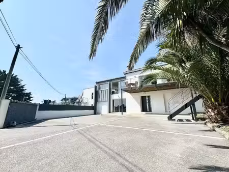 exclusivité larmor-plage : ambiance nautique pour ce spacieux t3