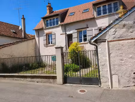 charmante maison de 133 m² au cœur d’avaray