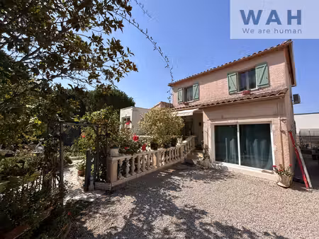 villa 3 chambres ur terrain de 500m2