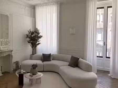 location meublée appartement 8 pièces 310 m² à paris 16ème (75016)  19 000 €