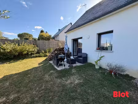 a louer par blot immobilier betton - maison t5  avec 3 chb  un jardin et un garage