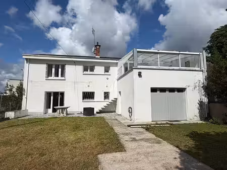 maison t4 144m² avec jardin  véranda et grand garage à châteauroux  secteur hôpital