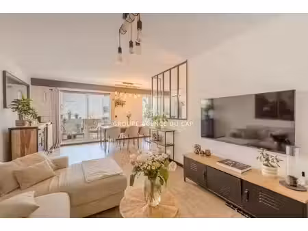 vente appartement 3 pièces 73 m² à saint-raphael (83700)  410 000 €