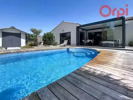 vente maison 5 pièces 189 m² talmont-saint-hilaire (85440)