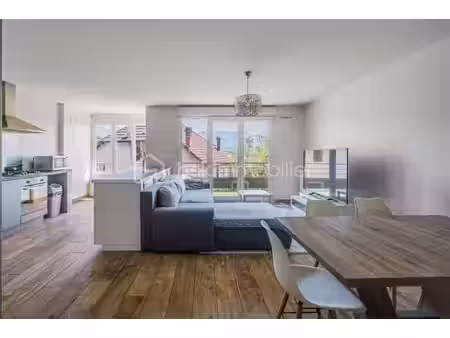appartement de 71 27 m² à albens