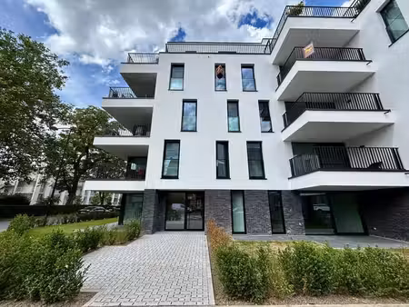 appartement avec parking  terrasse et jardin!