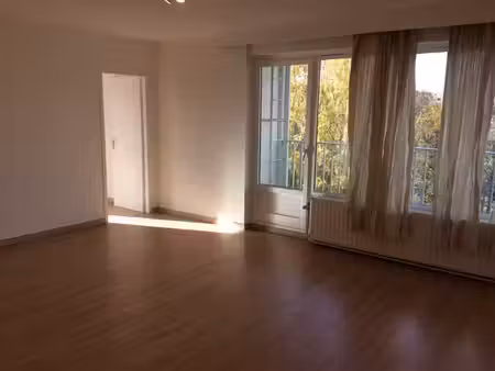 spacieux appartement de 3 chambres avec terrasses +- 24m²
