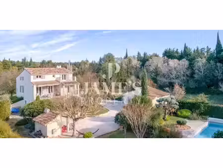 maison avec piscine fontvieille (13)