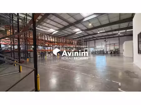location local commercial