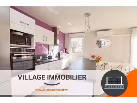 mions village - appartement dernier étage