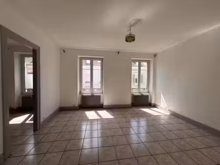 f2  appartement 2 pièces  de 49 m2 au 2ème à mulhouse 68100