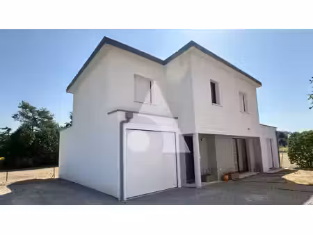 carquefou - maison familiale récente de 126 50 m² avec 4 chambres