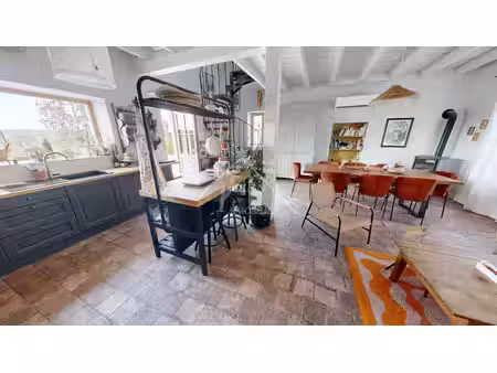maison coup de cœur avec vue imprenable sur l’abbaye de chantelle