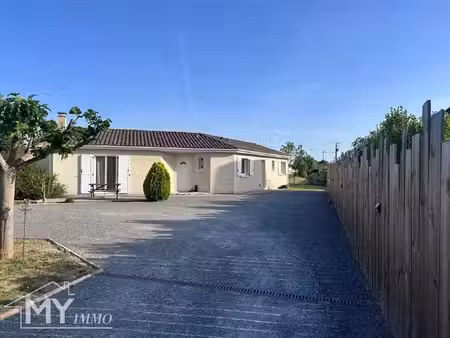 le fleix : maison de 2011 avec double garage et jardin