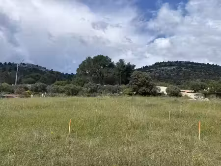 vente terrain 678 m² à merindol (84360)  240 000 €