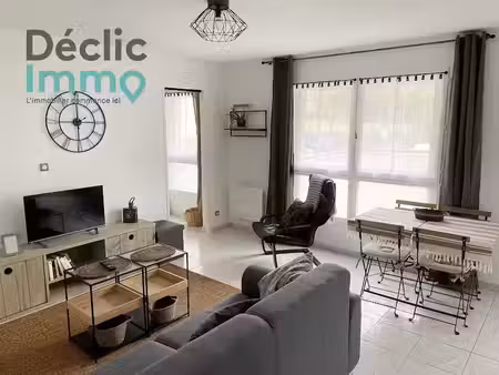 location meublée appartement 2 pièces 44 m² à la rochelle (17000)  793 €