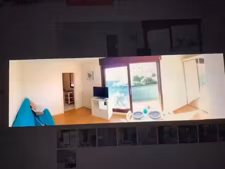 location meublée appartement 1 pièce 26 m² à courbevoie (92400)  1 050 €
