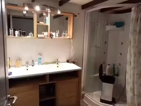 location meublée appartement 4 pièces 90 m² à aix-en-provence (13090)  1 100 €