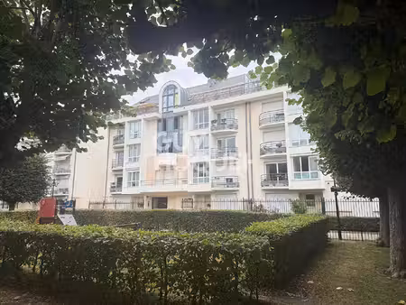 appartement de standing sécurisé 3 pièces - parking - balcon à vendre à compiègne centre -