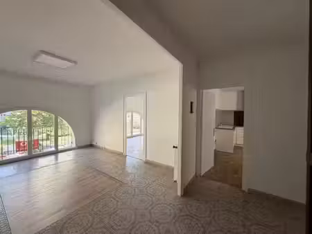location appartement 4 pièces 92.15 m² à perigueux (24000)  820 €