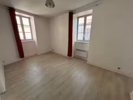 location appartement 2 pièces 33.18 m² à la rochelle (17000)  568 €