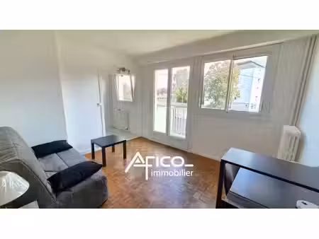 location meublée appartement 1 pièce 21.71 m² à tours (37000)  410 €